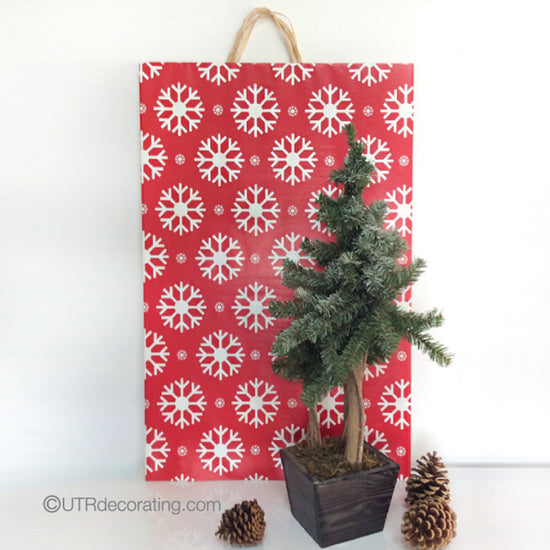DIY Christmas décor: easy holiday wall art